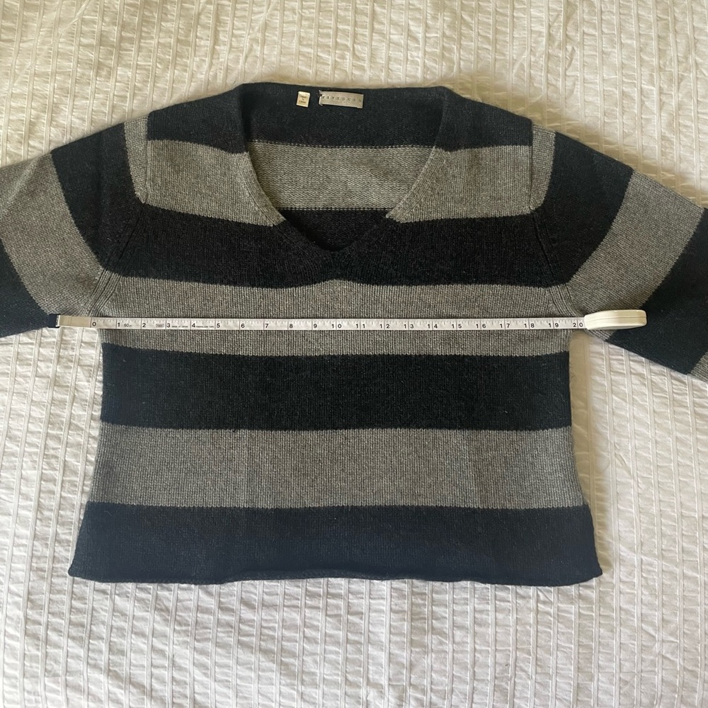 Fitigues Cashmere Black and Gray Striped Sweater (Size M) - Picture 6 of 6